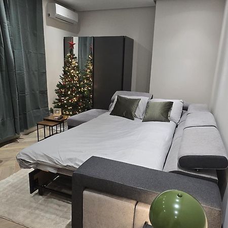 Studio Penthouse Lumineux Avec Grande Terrasse De 40M2 Brüsszel Kültér fotó